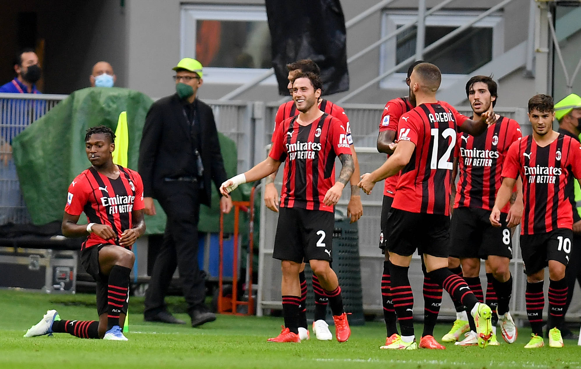 他就能融入 他就能融入