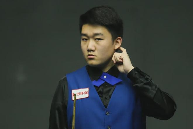 加拉格尔以 加拉格尔以