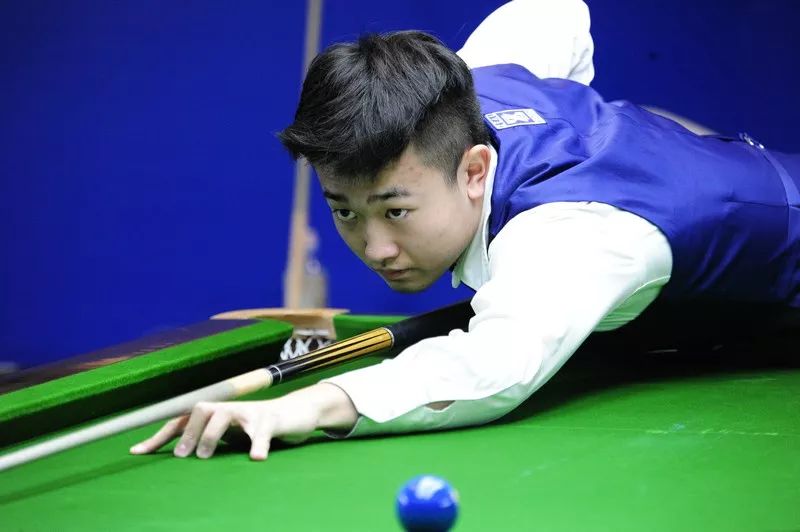 落而挥空 落而挥空